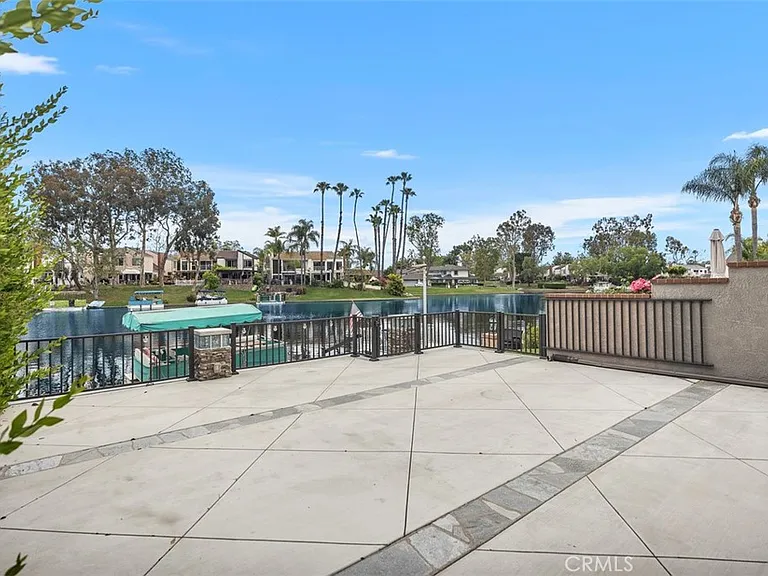 22516 Lake Forest Ln — Photo 31