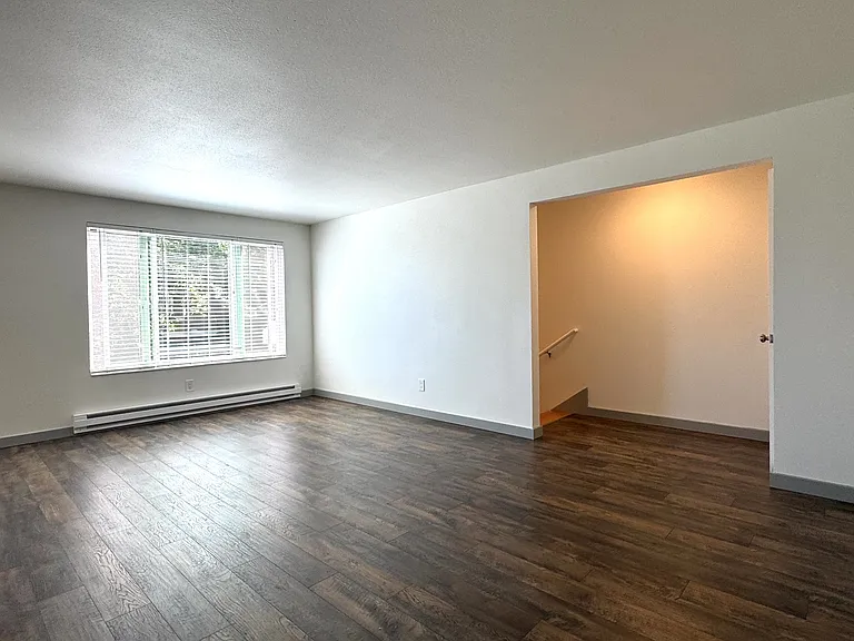 3000 E Spruce St #4 — Photo 3