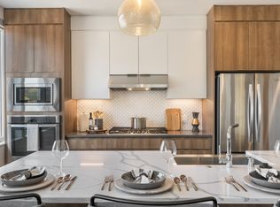 DoMUS Apartments, Milwaukee, WI 53202