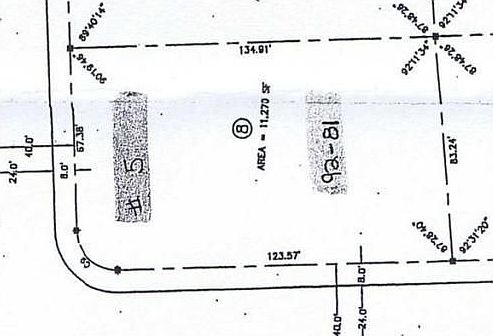 2nd image of 8 Deer Run Rd