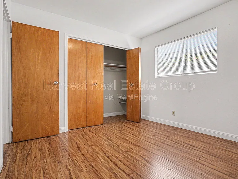 3043 Blossom St #1 — Photo 9