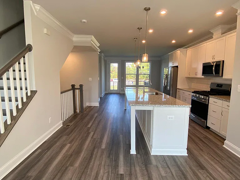 3189 Acadia Dr — Photo 10