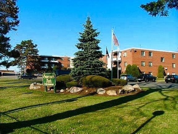 4th image of 600 Governors Dr APT 16