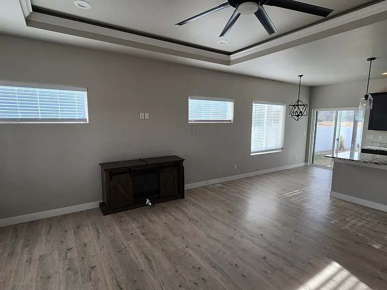 829 Pilot Knob Ave — Photo 4