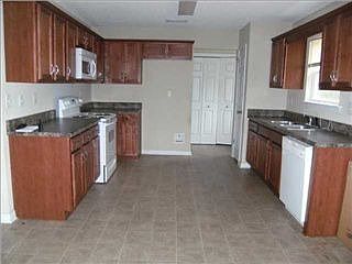 2nd image of 7365 School House Ln