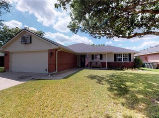 611 Newhaven St, Victoria, TX 77904