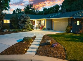 9156 E Stanford Pl, Greenwood Village, CO 80111