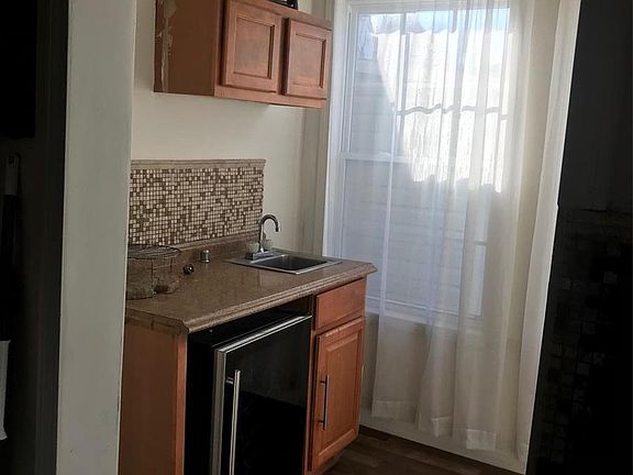 5th image of 6117 Colorado Ave