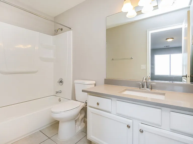 11559 W Buchanan St — Photo 15