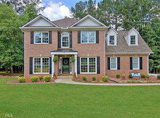 110 Manor Dr, Fayetteville, GA 30215