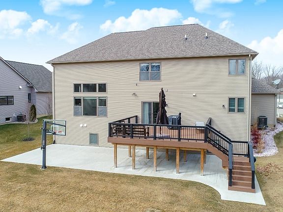 2nd image of 1417 Whispering Maples Dr N