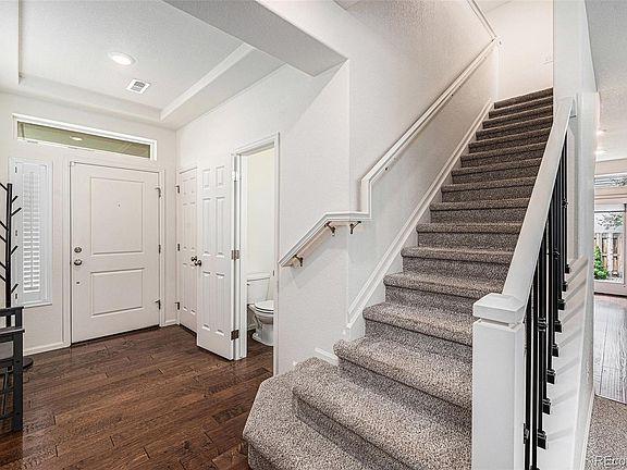 2nd image of 203 S Oak Hill Street