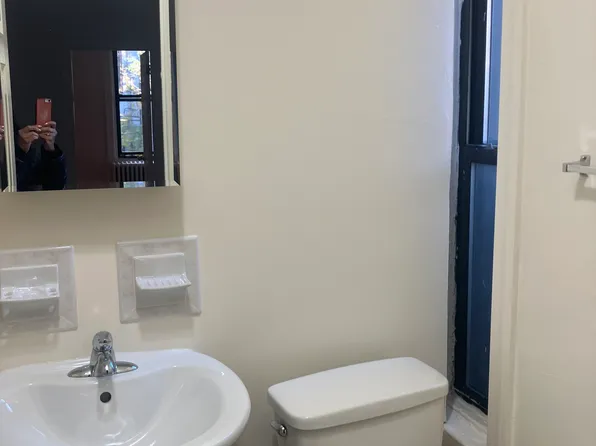 317 Pacific Street image 6 of 7