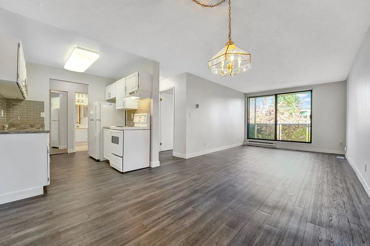 Fraser Place Apartments — Photo 4