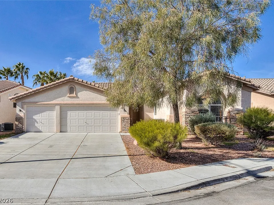 3131 Surf Spray St