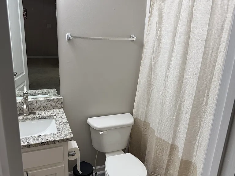8662 Thomas Rd — Photo 9