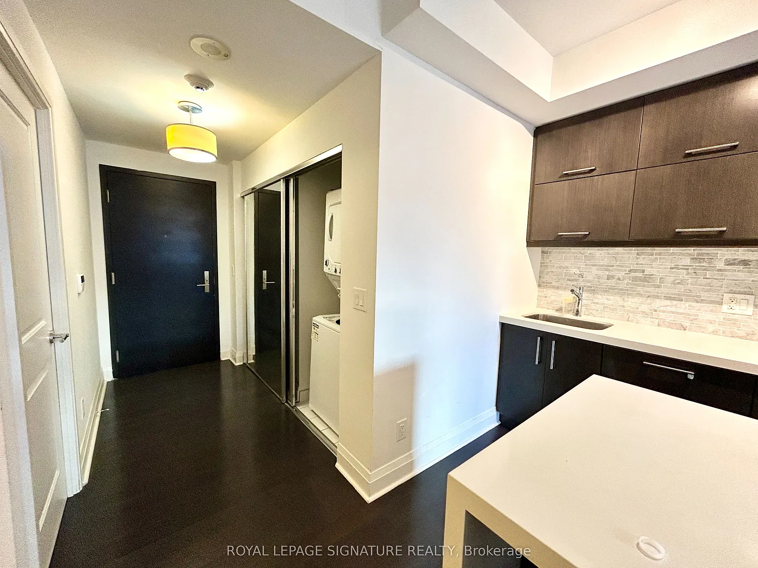 U Condos — Photo 2