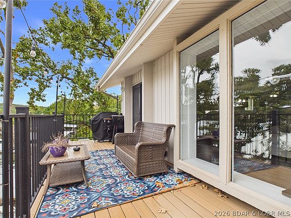 4th image of 889 Malibu Rd #63