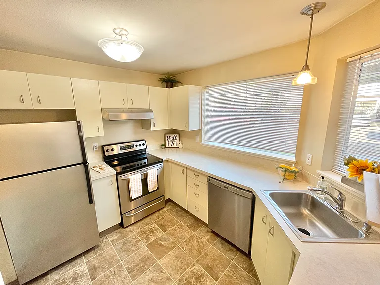 5300 Harbour Pointe Blvd #312D — Photo 4