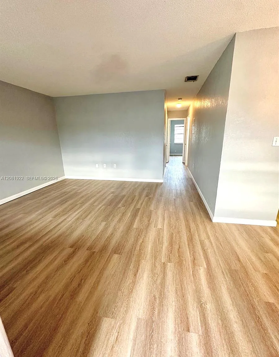 2170 Knox McRae Dr — Photo 3