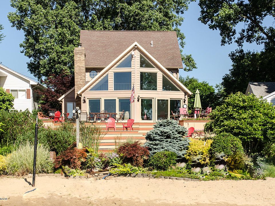 1st image of 1229 Rose Dr
