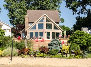 1229 Rose Dr, Niles, MI 49120