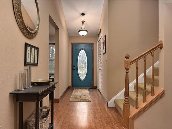 2nd image of 22285 Sycamore Dr