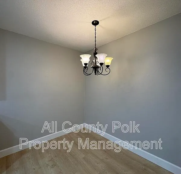 2255 E Helen Cir — Photo 8