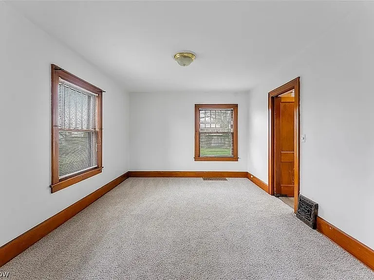 120 Afton Ave — Photo 5
