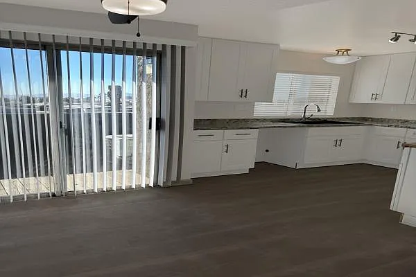 Spring Creek Apartments — Photo 3