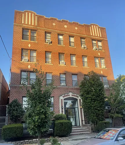 100 Prospect St Photo 1
