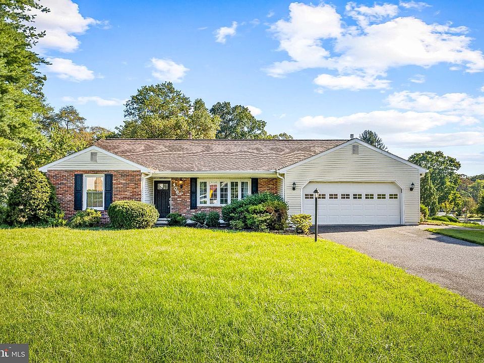 1st image of 409 Hila Rd