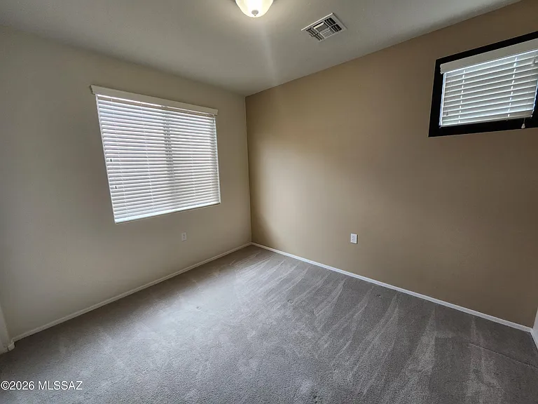 13979 E Cheavront Loop — Photo 32