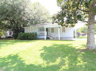 2006 11th St, Pascagoula, MS 39567