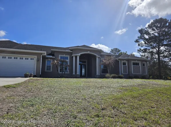 10112 Shortleaf Ct, Weeki Wachee, FL 34613