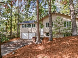 4160 Brae Burn Dr, Eugene, OR 97405