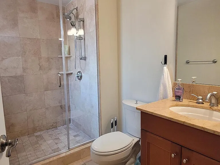 1701 Locust St #15-1917 — Photo 9