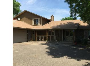 8016 Morgan Cir N, Brooklyn Park, MN 55444