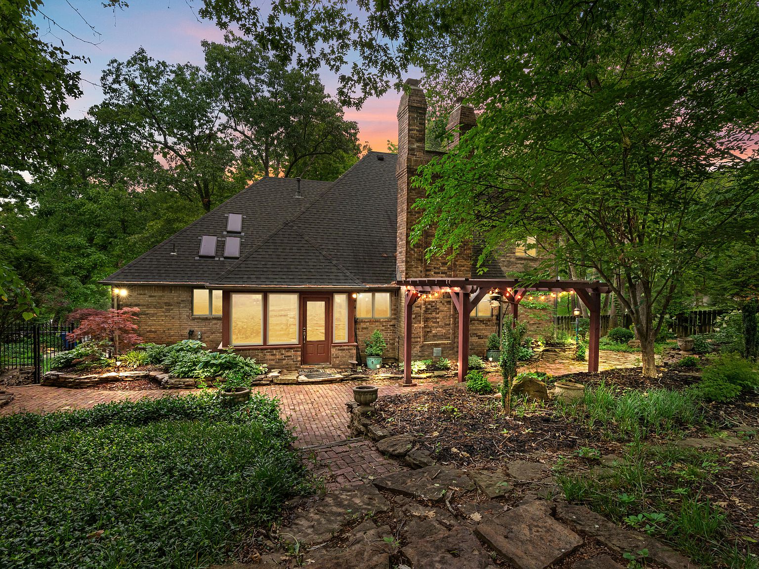5715 S Kingston Road, Springfield, MO 65804 | MLS #60330140 | Zillow