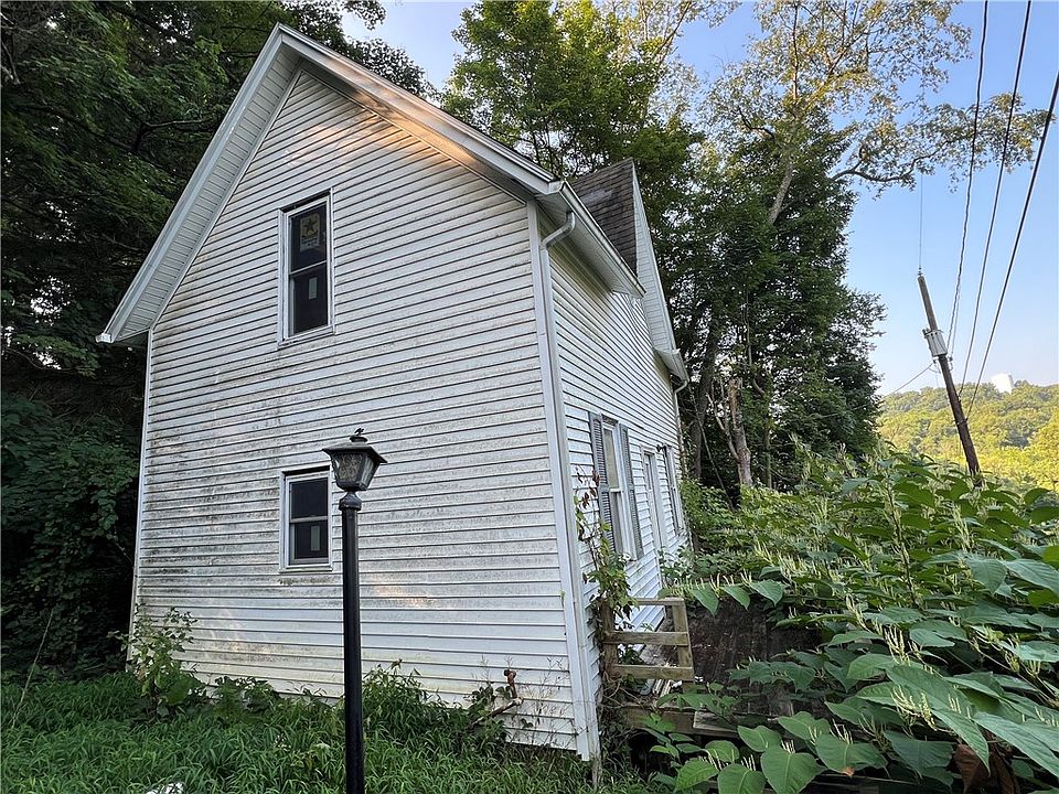 2nd image of 112 High Vue Rd