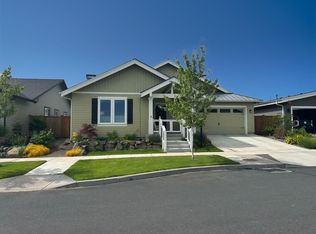 20811 Beaumont Dr, Bend, OR 97701