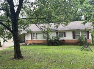 1613 Houston St, Fort Smith, AR 72901