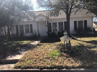 1301 E 30th St, Bryan, TX 77802