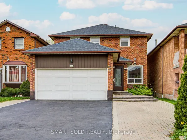 111 Whitchurch Mews, Mississauga, ON L5A 4B2