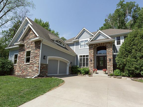 3rd image of 7617 Brooklyn Park Dr