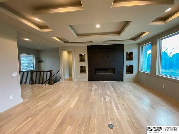 4th image of 3326 S 208th St