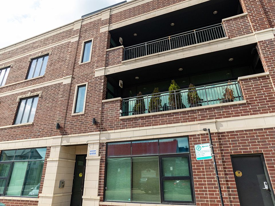 1st image of 3952 W Eddy St #2NW