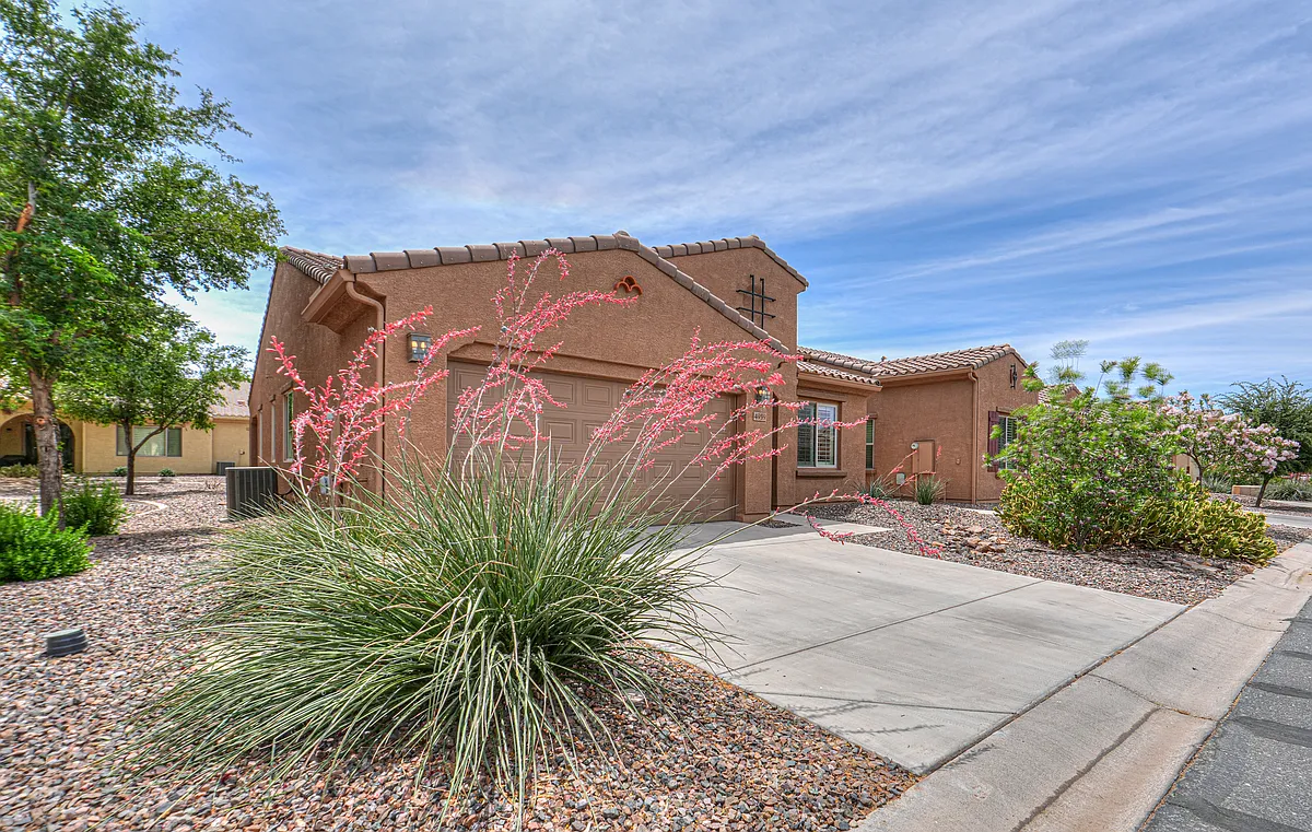 Photo 2 of 26 - 4959 W Gulch Dr - Eloy, AZ Building Photo - 4959 W Gulch Dr