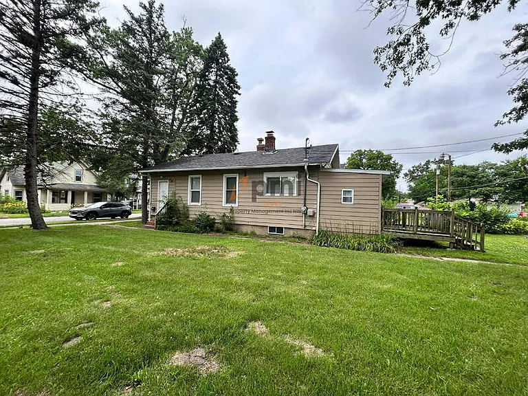 207 N Woodland Ave — Photo 11