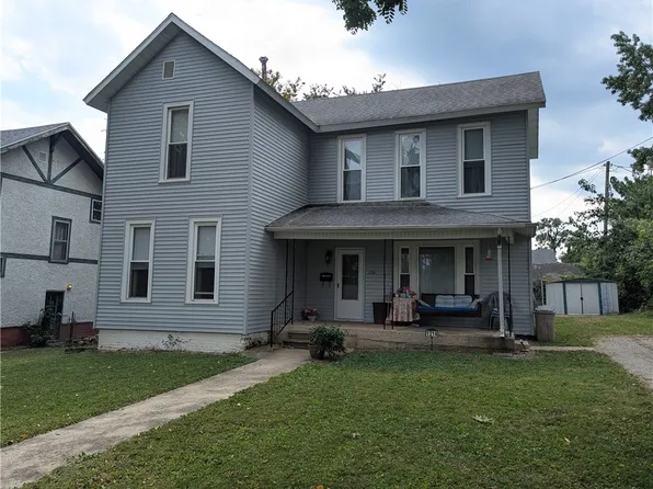 1214 Jefferson Ave, Charleston, IL 61920